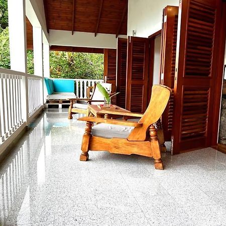 Hilltop South - Villa Bougainville Takamaka Exterior foto