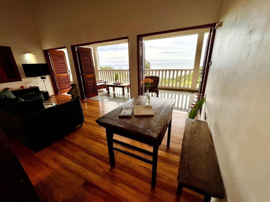 Hilltop South - Villa Bougainville Takamaka Exterior foto