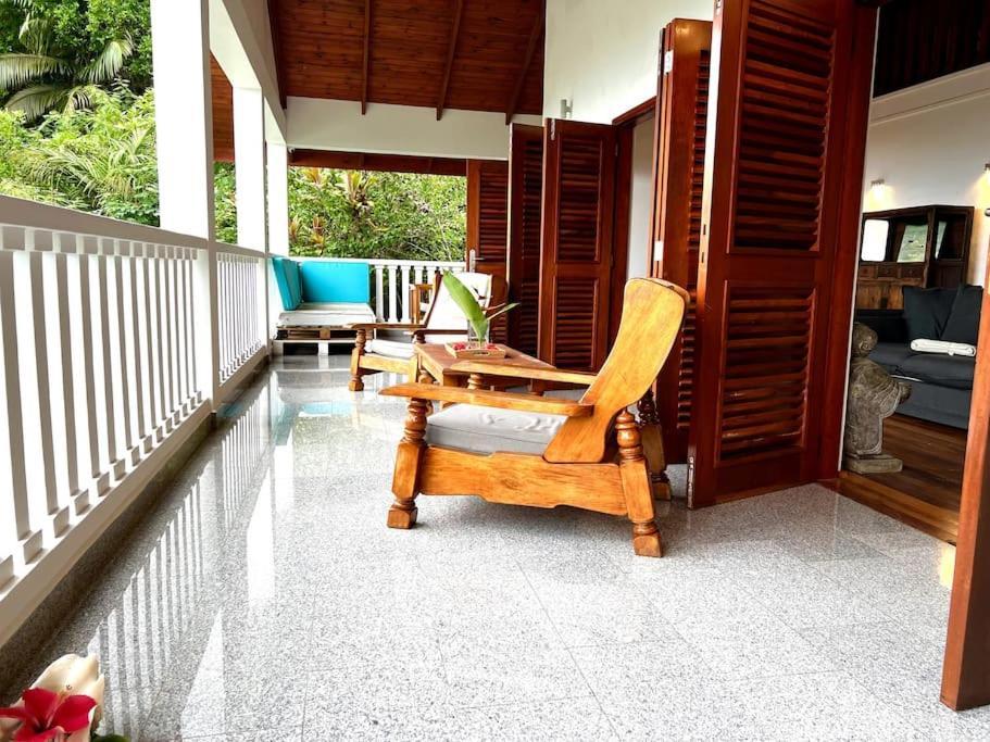 Hilltop South - Villa Bougainville Takamaka Exterior foto